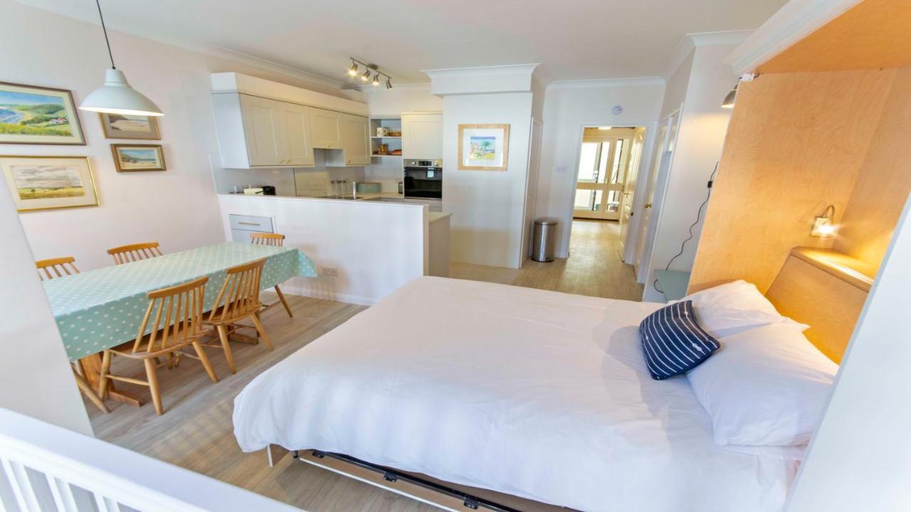 Apartament Clifton Court Apt 16 With Indoor Heated Pool & Sea Views Croyde Zewnętrze zdjęcie